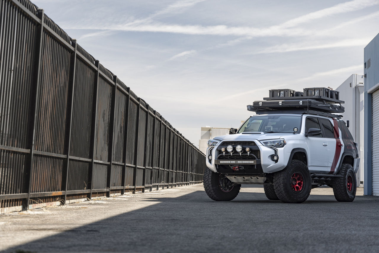 2017 Toyota 4Runner TRD Pro - KMC RIOT BEADLOCK - Red | KMC